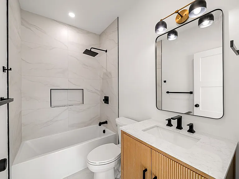 309 Broadway #1 — Photo 15