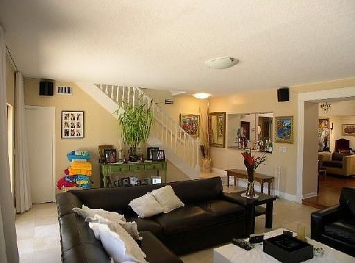 5th image of 433 E Di Lido Dr
