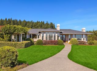 86 Glacier Peak Dr, Camano Island, WA 98282
