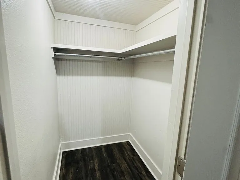 1955 Rice Dr — Photo 9
