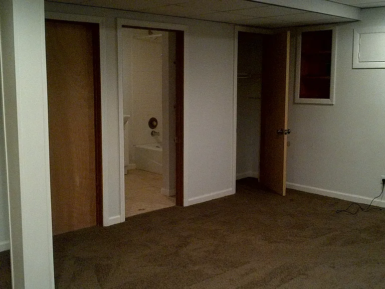 6823 W Devon Ave — Photo 4