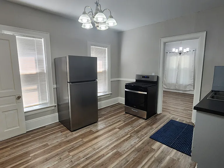 Kitchen other view