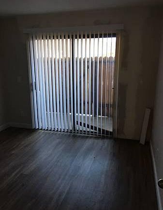 5th image of 423 14th St APT 2