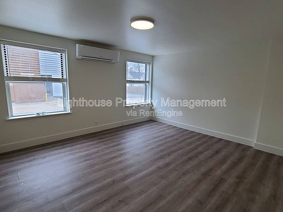4th image of 917 Pearl St APT 15