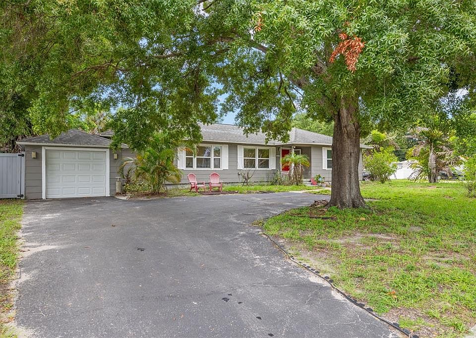 1st image of 3822 W EUCLID AVENUE