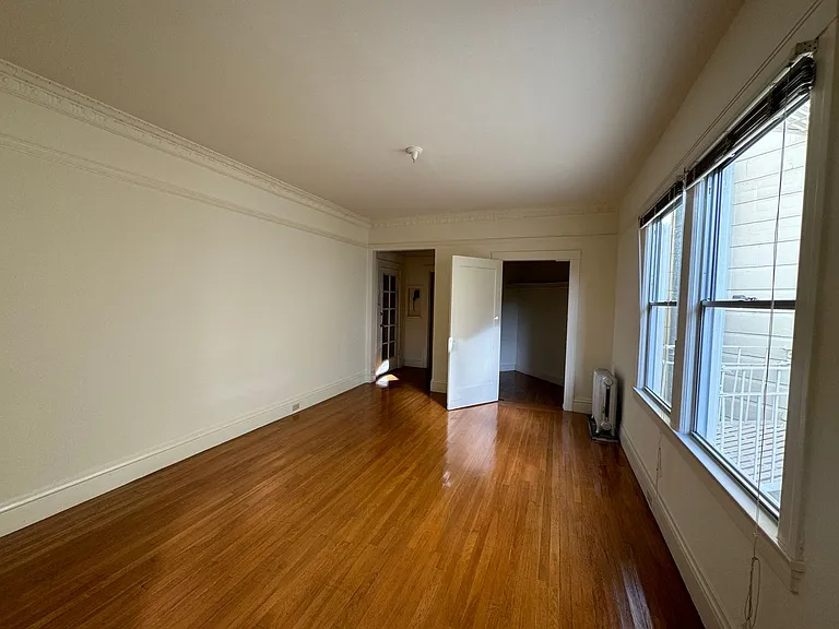 101 Cervantes Boulevard (918r) — Photo 6