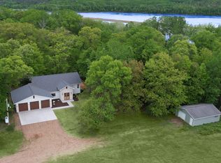 20482 Lord Rd, Merrifield, MN 56465