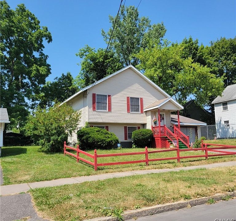 2nd image of 706 Tallman St