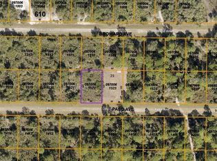 Paso Ave Lot 22, North Pt, FL 34291