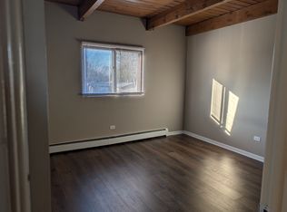 1350 Getzelman Dr APT 2W, Elgin, IL 60123