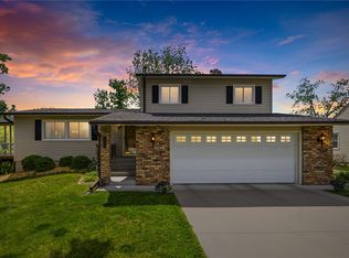 1129 25th St SE, Cedar Rapids, IA 52403
