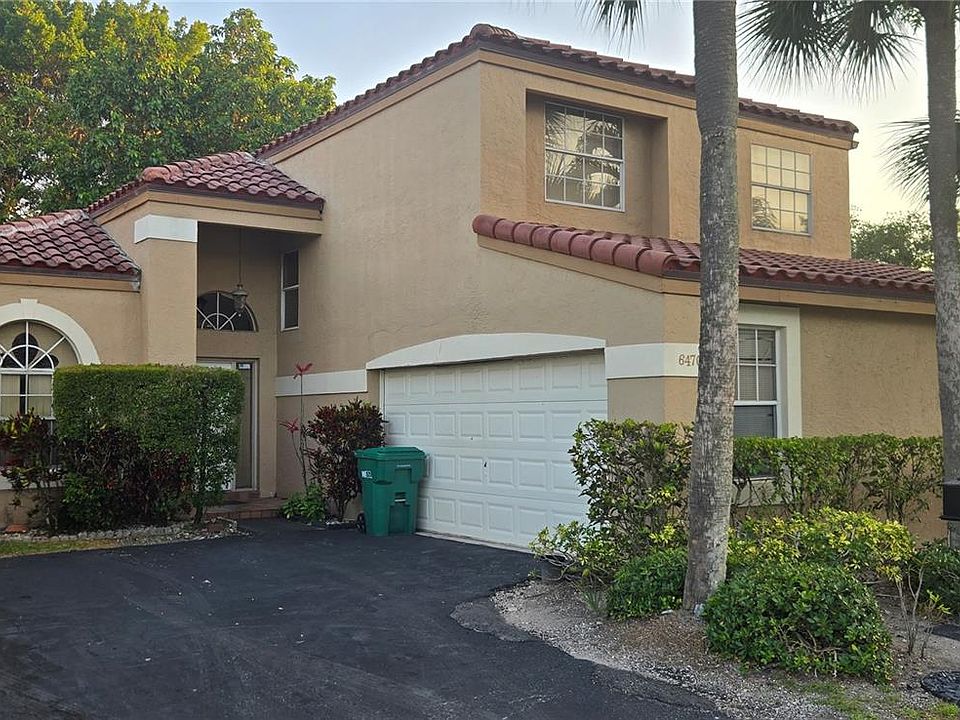 1st image of 6470 NW 77th Pl