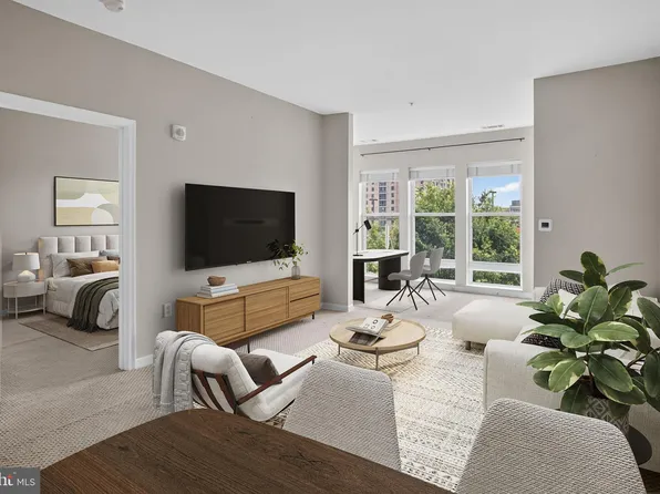 8045 Newell St APT 523, Silver Spring, MD 20910