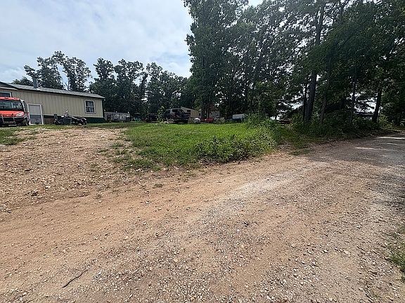 3rd image of 9629 Fletcher Rd