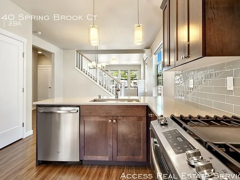 4740 Spring Brook Ct — Photo 13