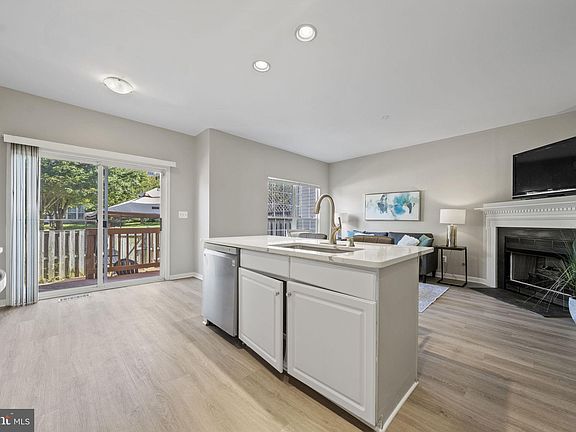4th image of 2541 Sylvan Moor Ln