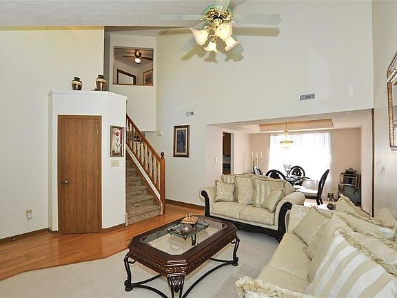 5th image of 5346 Old Barn Dr