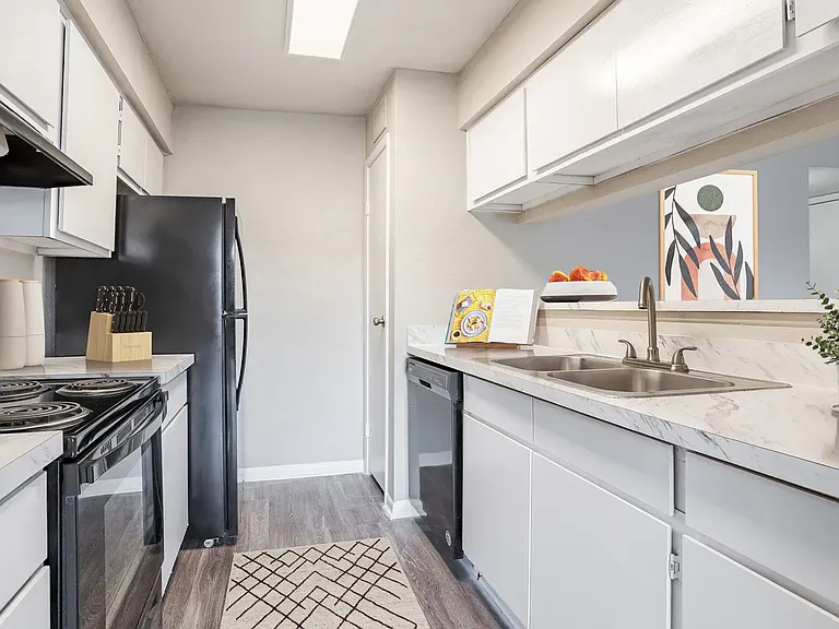 Magnolia Terrace Apartment Homes — Photo 2