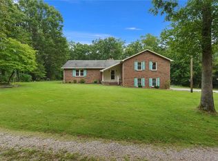 7216 W Quaker Rd, Disputanta, VA 23842