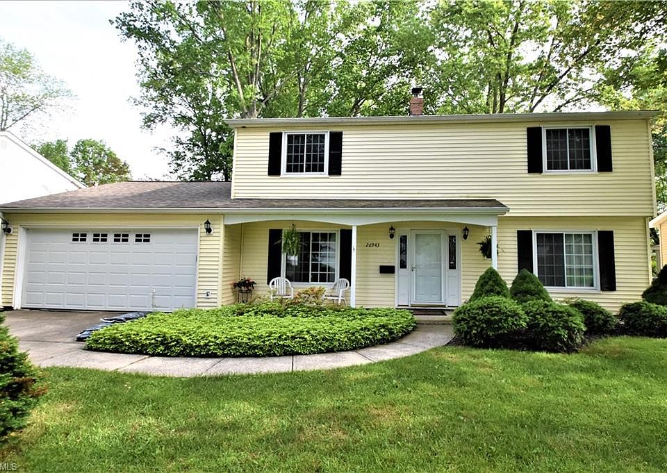 1st image of 26943 Adele Ln