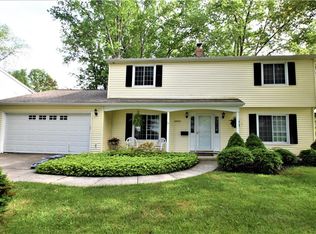26943 Adele Ln, Olmsted Township, OH 44138