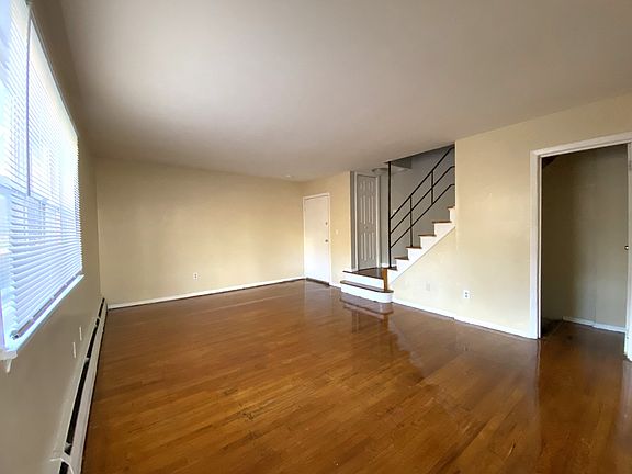 4th image of 265 Blake St APT 20
