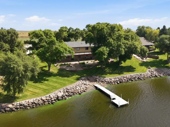 186 Sunrise Dr, Mina, SD 57451