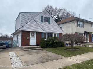 14 Mobile Ave, Staten Island, NY 10306
