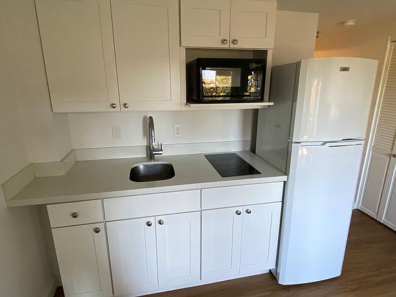 5th image of 5225 12th Ave NE #1