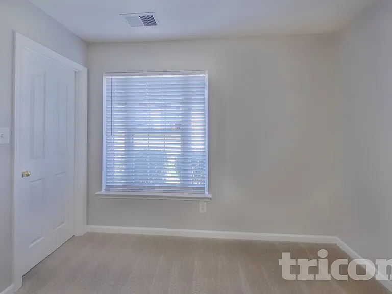 2104 Gold Nugget Dr — Photo 10
