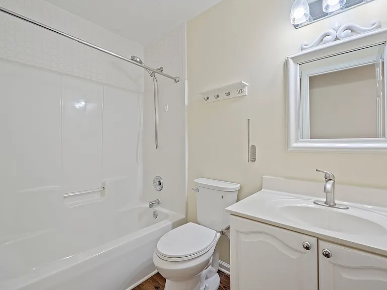 9718 Mitchell Glen Dr — Photo 34