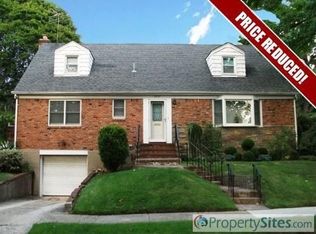 6467 215th St, Bayside, NY