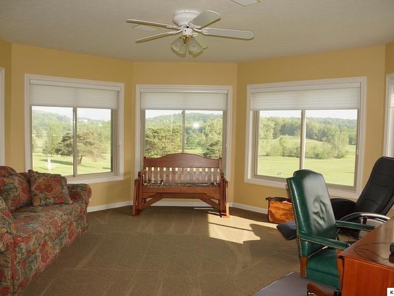 5th image of 25 Fairway Dr