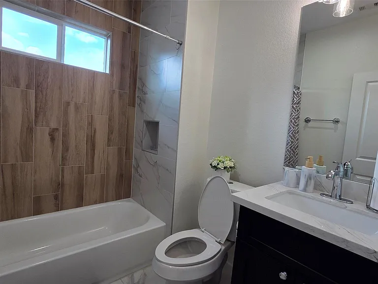 8113 Miley St #B — Photo 15