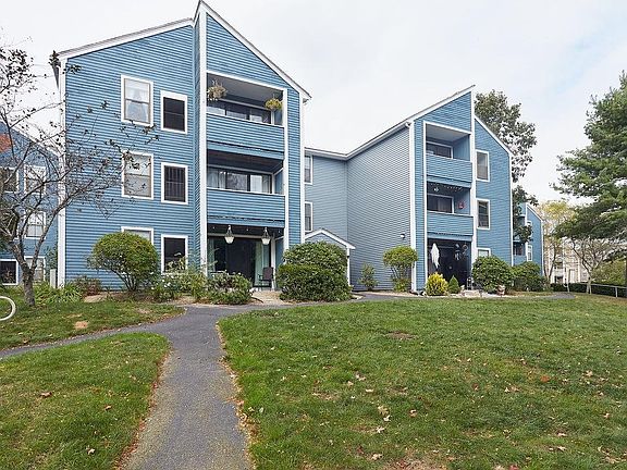 2nd image of 2 Marc Dr APT 2B12