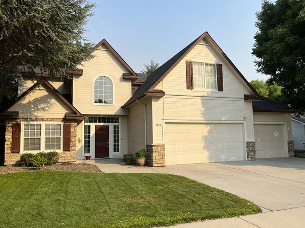 4876 W Tournament Dr