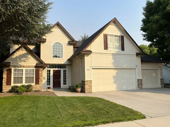 4876 W Tournament Dr, Meridian, ID 83646