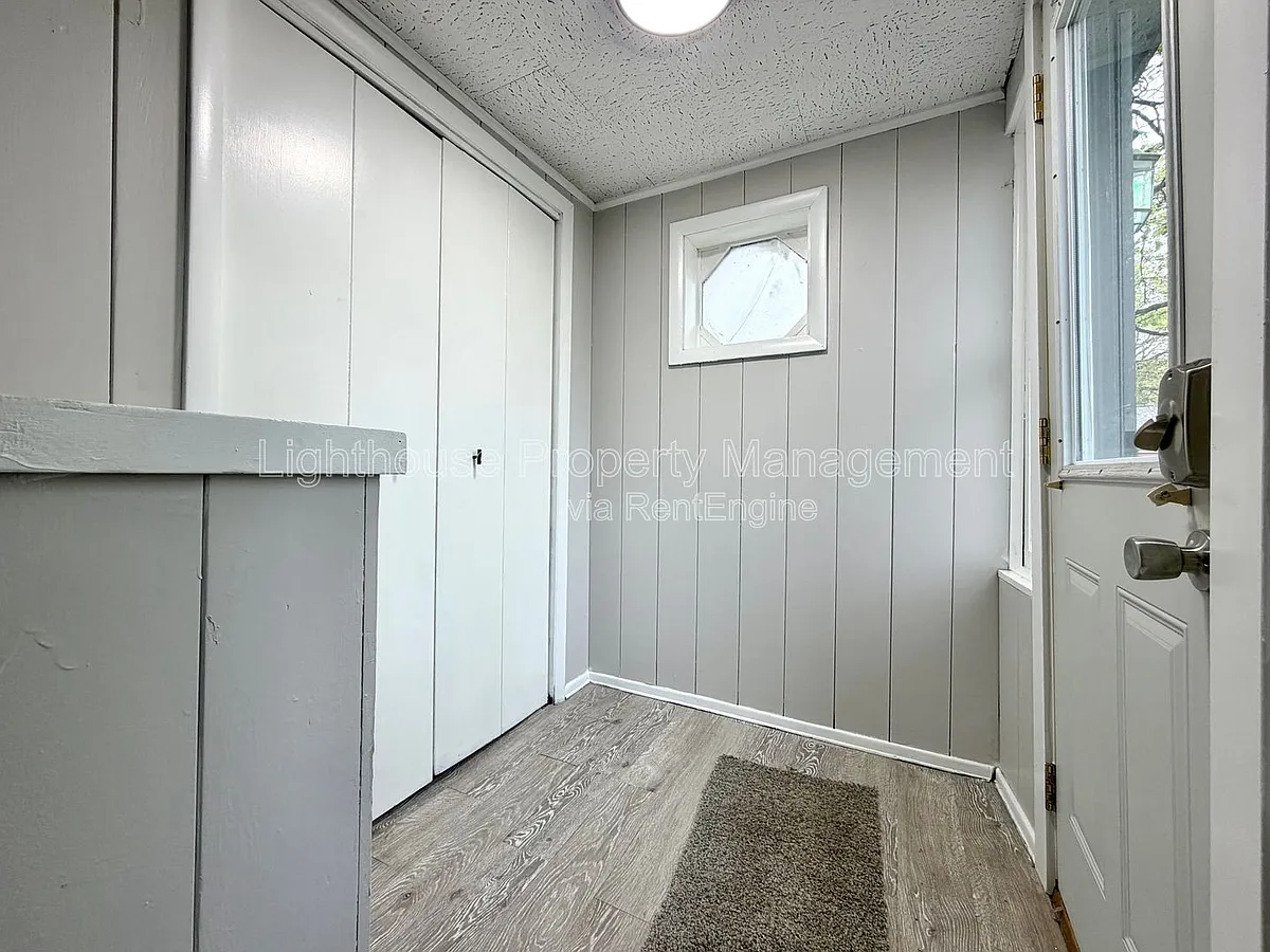 Building Photo - 2145 8th St