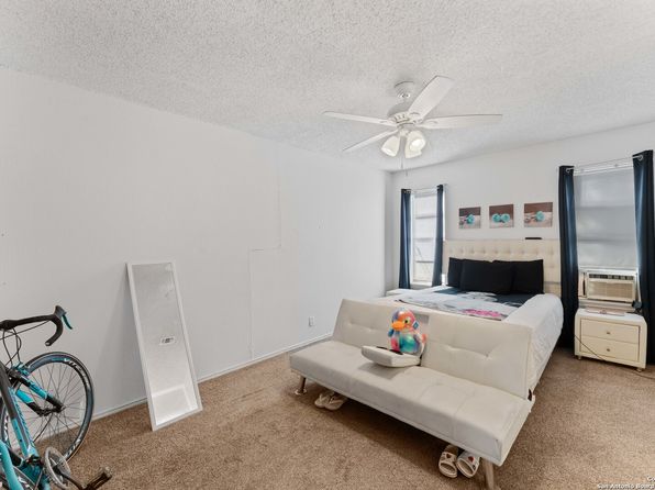 san-antonio-texas-169089021 picture