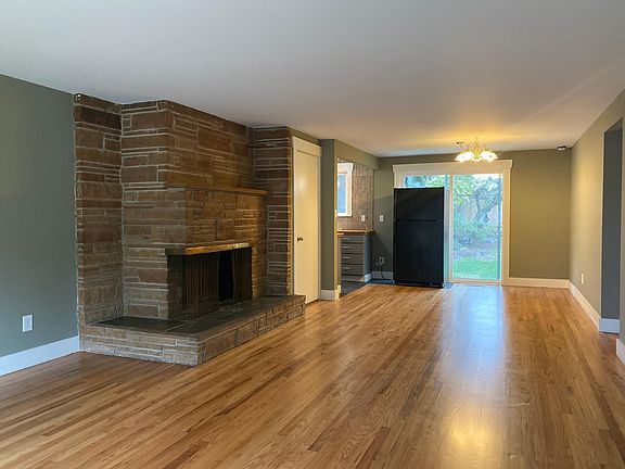 5th image of 10014 31st Ave NE