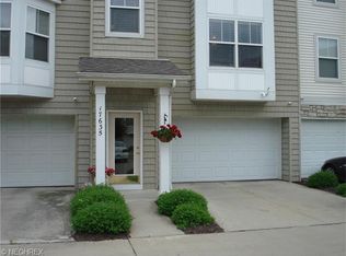 17635 Wildwood Ln #312, Cleveland, OH 44119