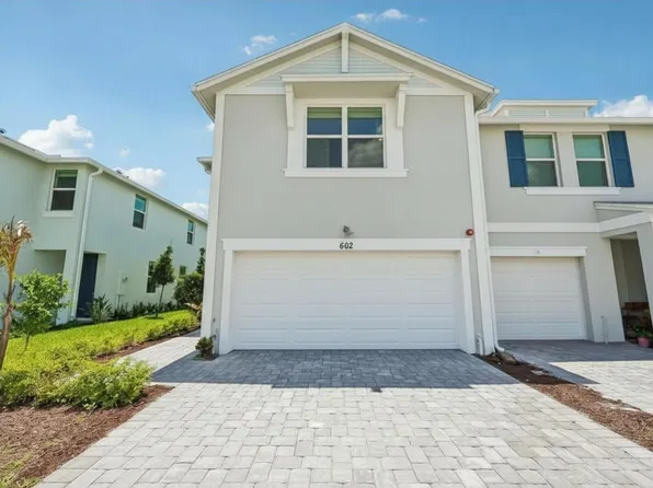 642 Salisbury Cir, Fort Pierce, FL 34982