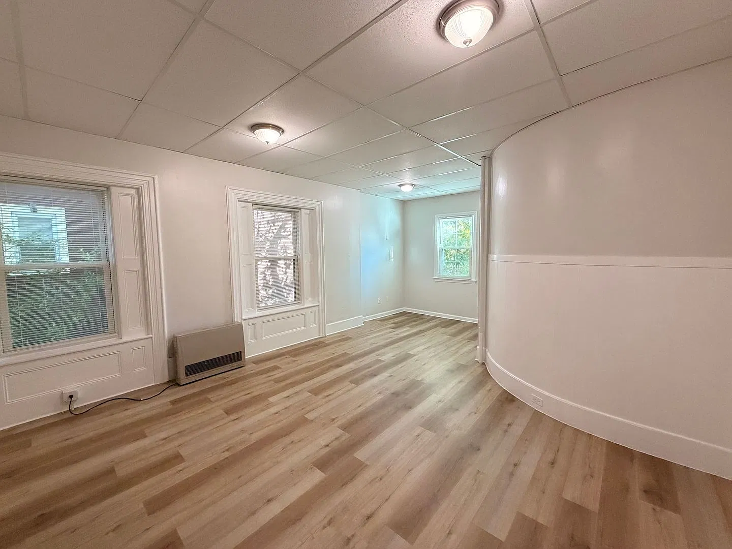 1 bed, 1.0 bath, 850 sqft, $1,475 — Photo 2