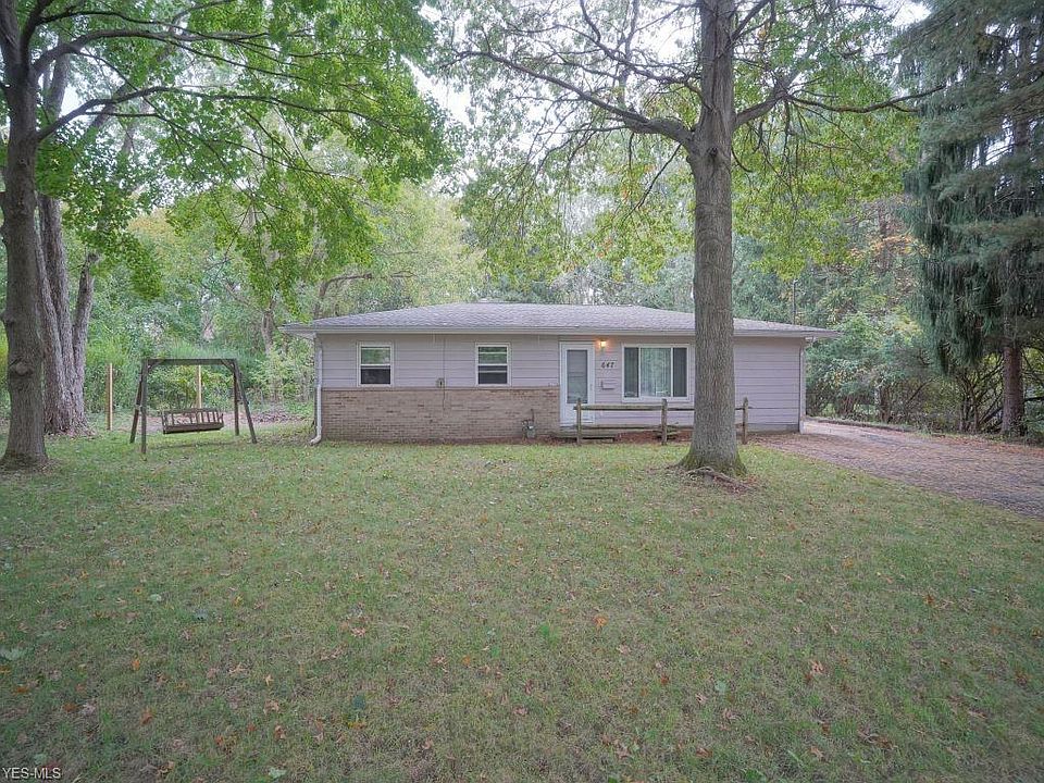 1st image of 647 Emich Dr