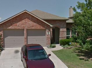 1813 Heron Dr, Aubrey, TX 76227