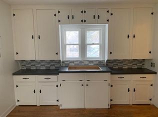 2081 Baldwin St #2, Jenison, MI 49428