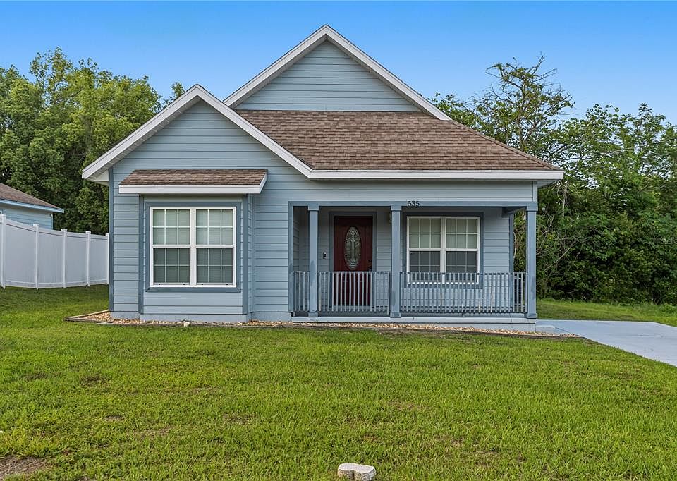 1st image of 535 W Silver Springs Pl