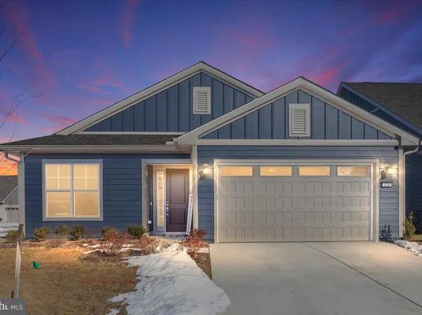 120 Switchgrass Way, Lake Frederick, VA 22630