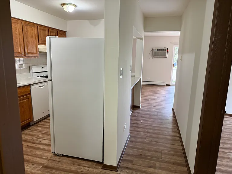 480 Pleasant Run Dr #C — Photo 7