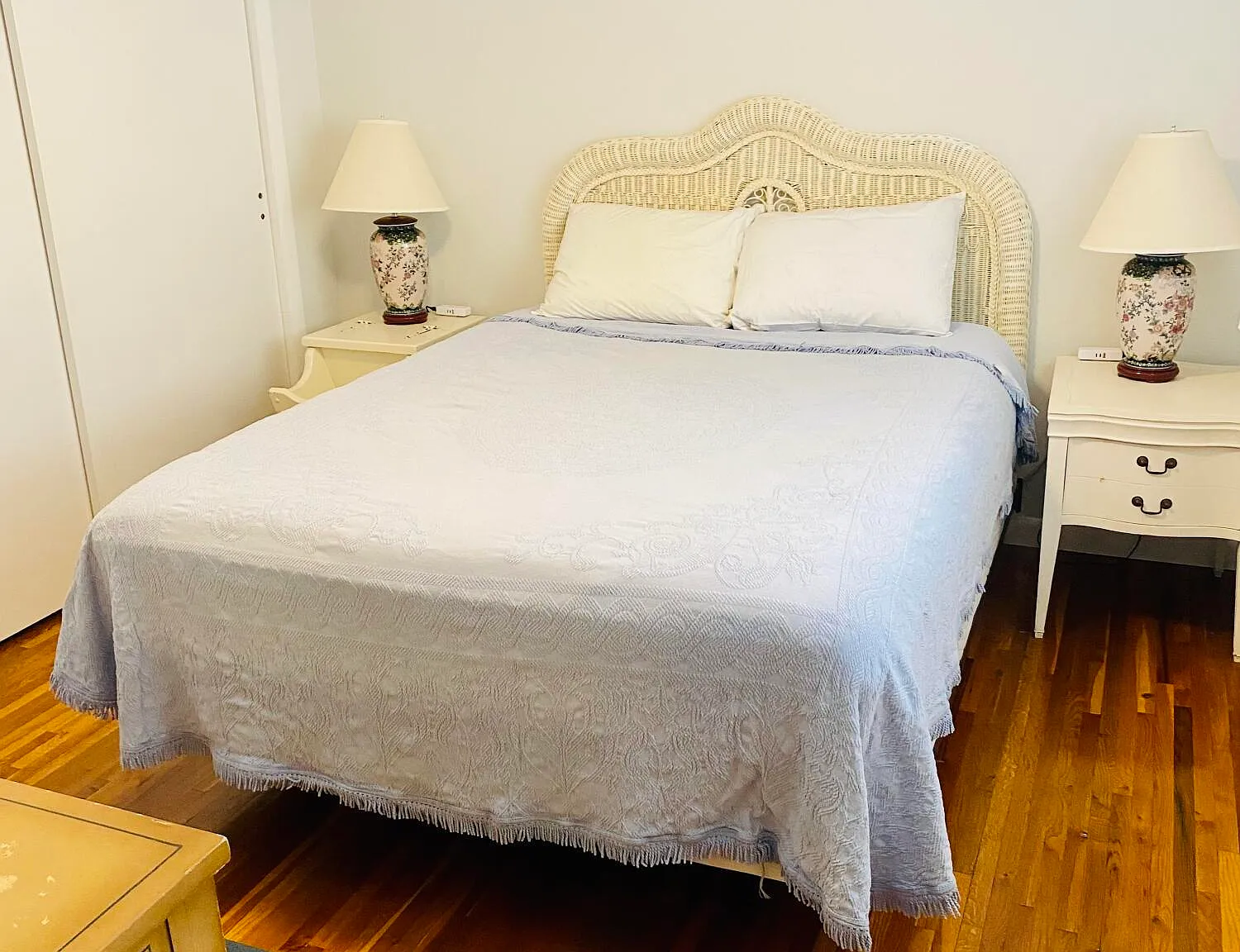 3 bed, 1300 sqft, $5,000 — Photo 3